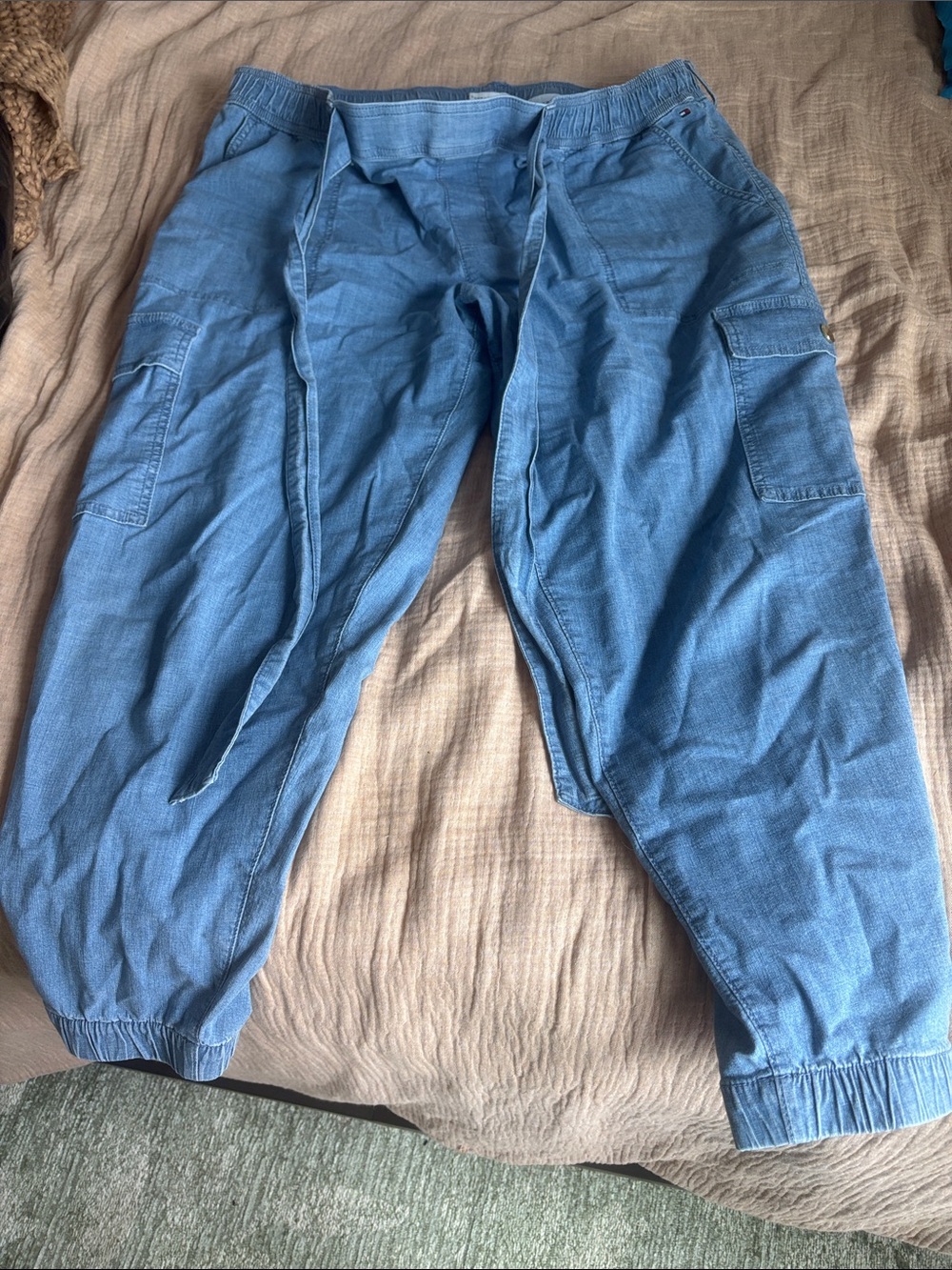 Tommy Hilfiger Light Blue Women's Cargo Jogger Pants